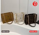 Qianwei Stylish Commuter Tote Bags