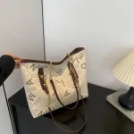 Qianwei Stylish Commuter Tote Bags - Image 2