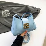 Retro Lock PU Leather Shoulder Bag - Image 5
