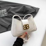Retro Lock PU Leather Shoulder Bag - Image 4