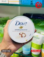 Dove Exfoliating Body Scrub in the Crushed Macadamia & Rice Milk scent