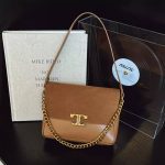 Mastyle® Pu Leather Square Shape Solid Pattern Handbag - Image 5