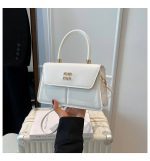 Min Min brand Handbag - Image 6